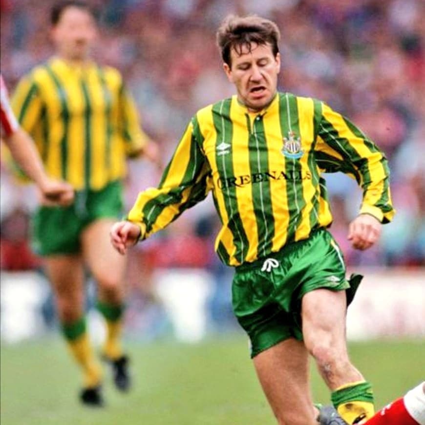 NEWCASTLE 1988/90 away JERSEY