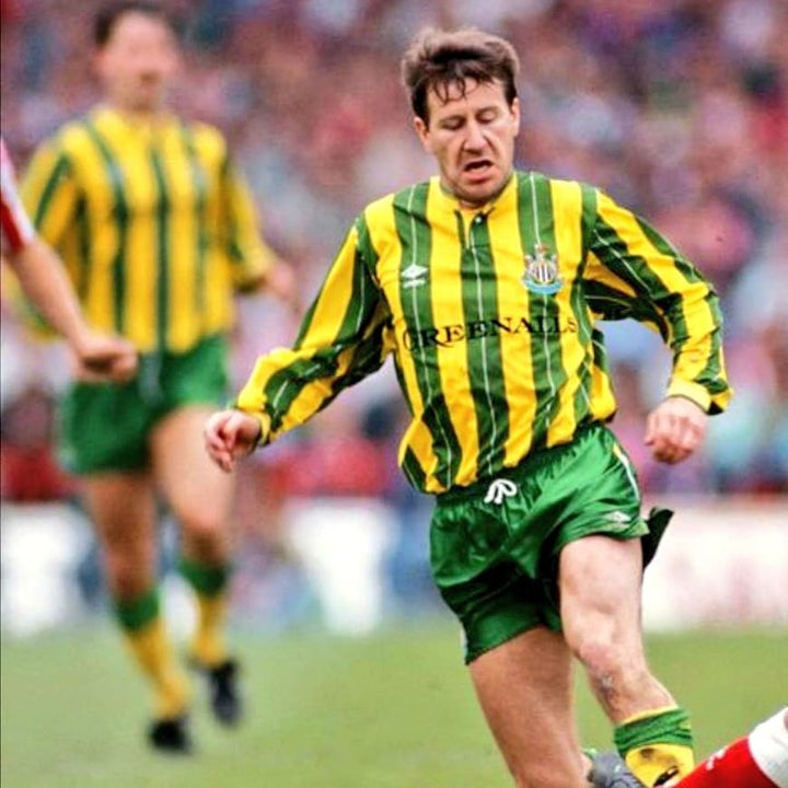NEWCASTLE 1988/90 away JERSEY