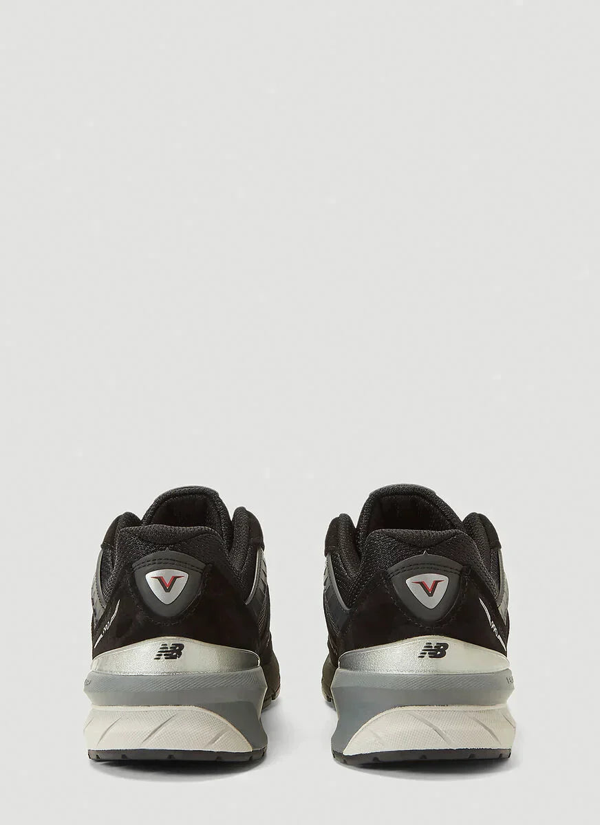 New Balance 990v5 black