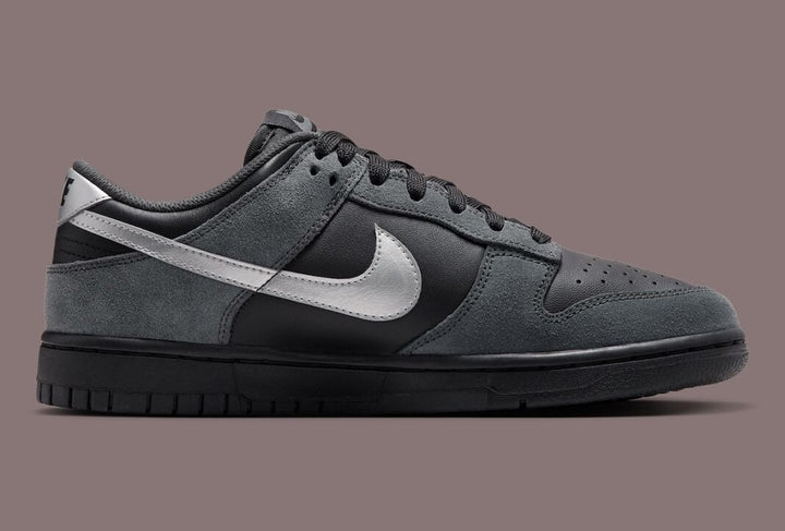Nike Dunk Low Black/Anthracite-Metallic Silver