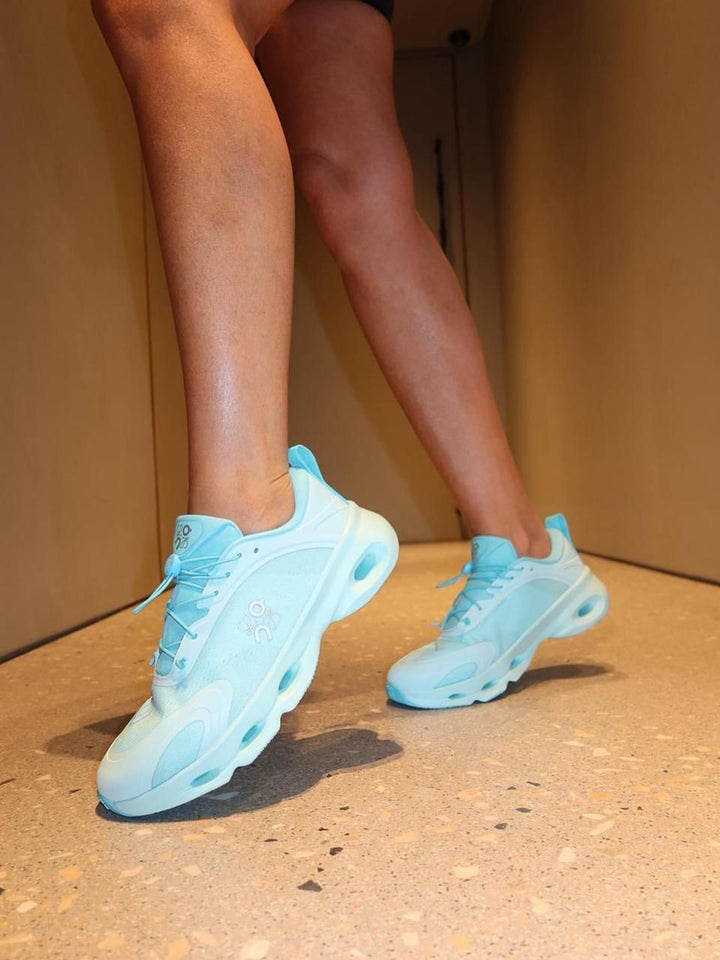 On Running Cloudsolo LOEWE Turquoise