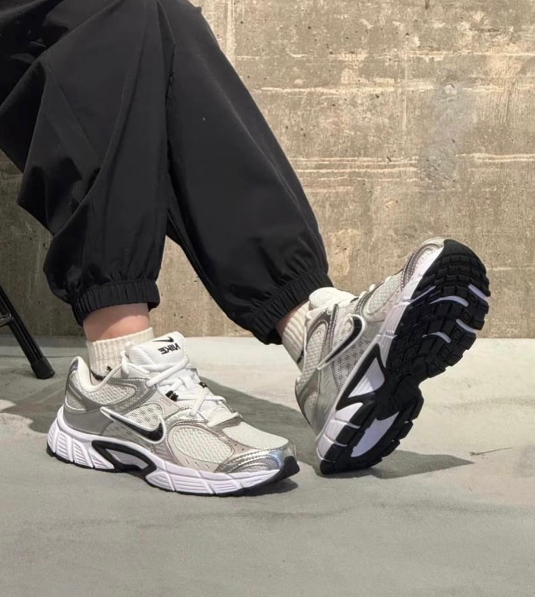 Nike V5 RNR White Vast Grey College Grey Black