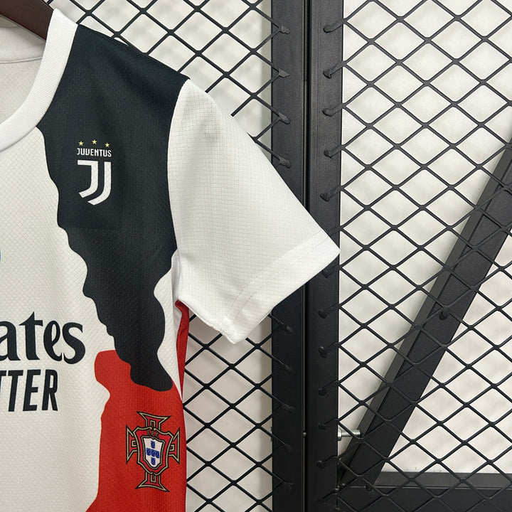 Ronaldo CR7 Special Edition Kids Kit