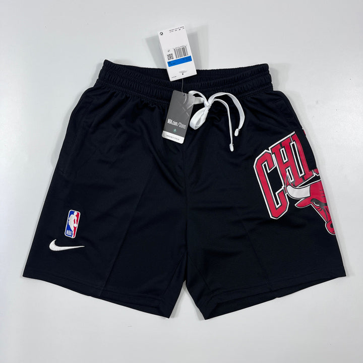 Nike CHICAGO BULLS COURTSIDE FLEECE SHORTS 3 COLOUR
