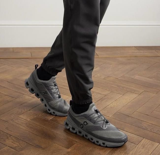 On Running Cloud X Z5 Asphalt Iron