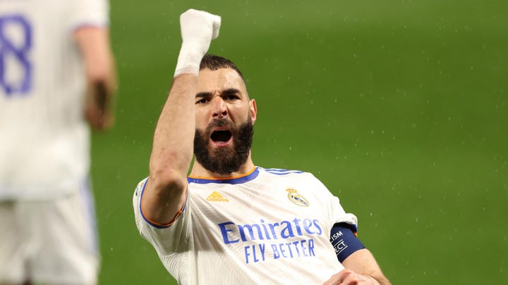 RM Home classic 2021/22  Benzema 9 With Badges