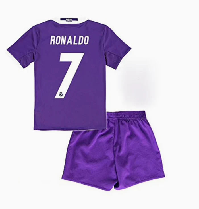 RM Away Classic with Ronaldo 7 16/17 Kids Kit