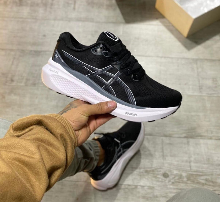 ASICS Gel-Kayano 31 Black White