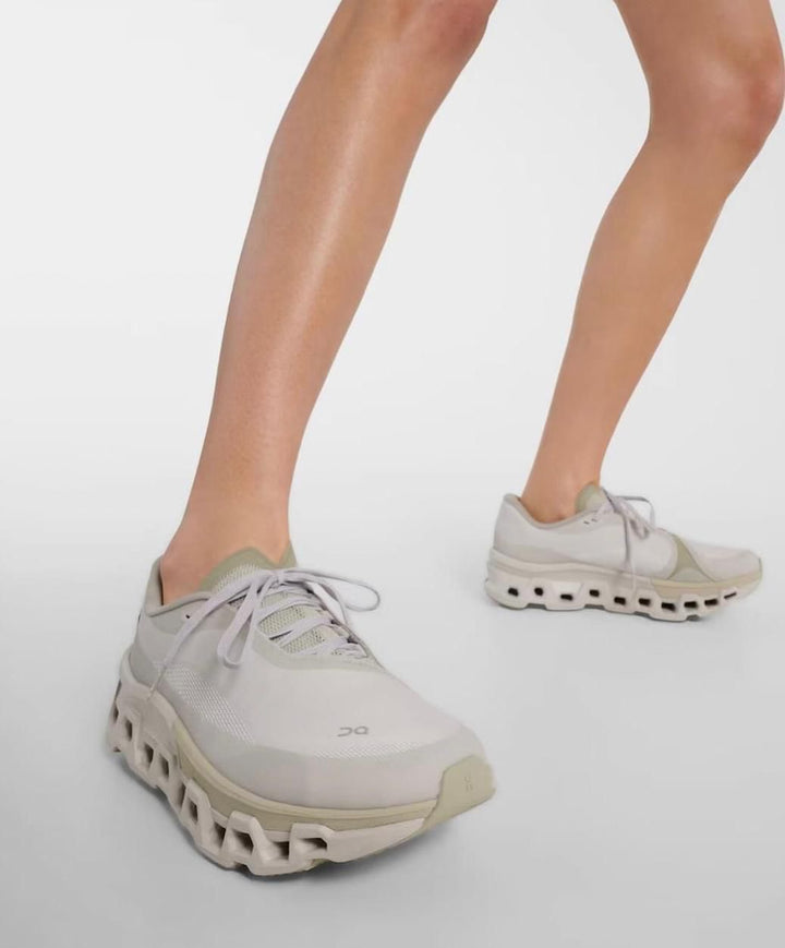 On Cloudmonster 2 POST ARCHIVE FACTION Moondust