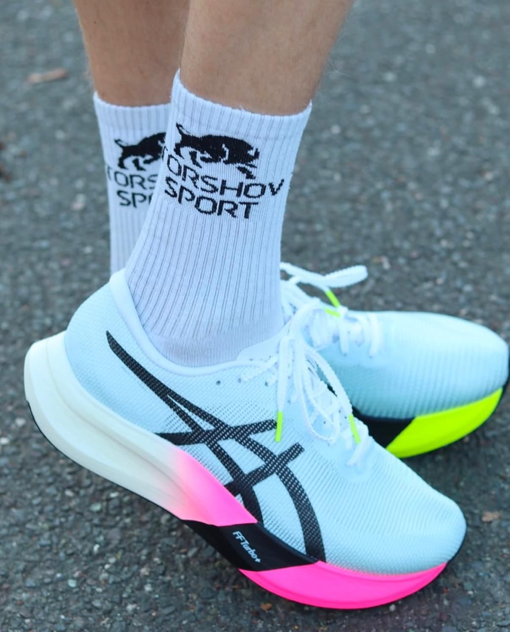 ASICS Metaspeed Sky Paris Light Blue
