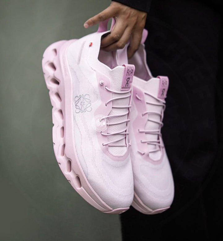 On Running Cloudtilt LOEWE Pale Pink