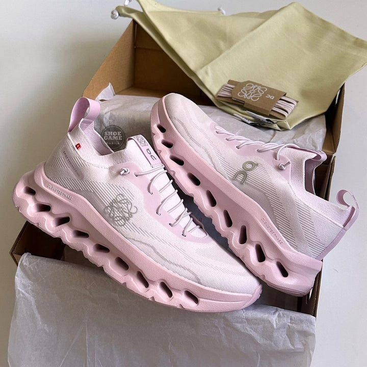 On Running Cloudtilt LOEWE Pale Pink