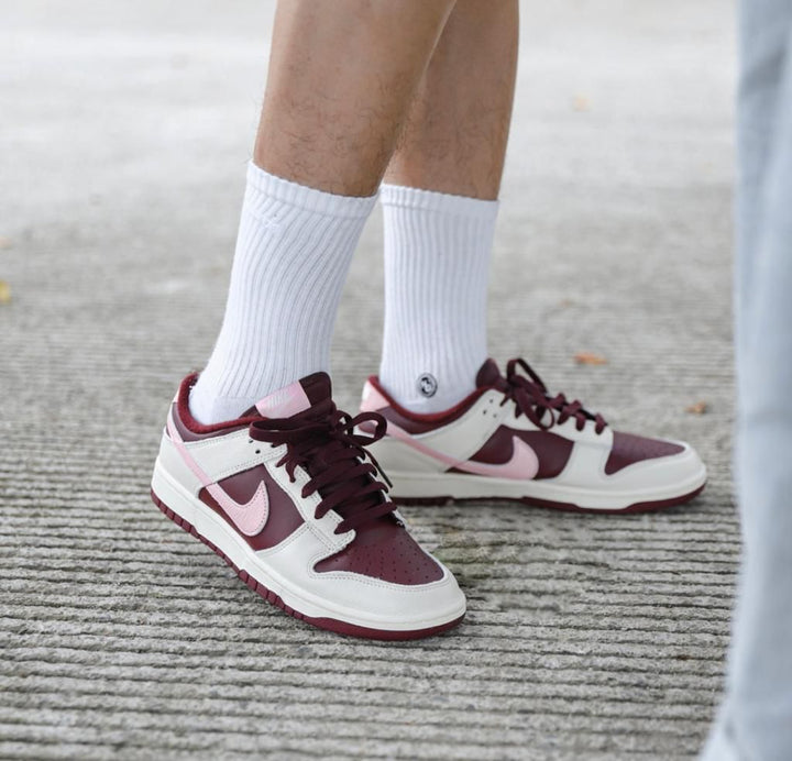 Nike Dunk Low “Valentines Day”