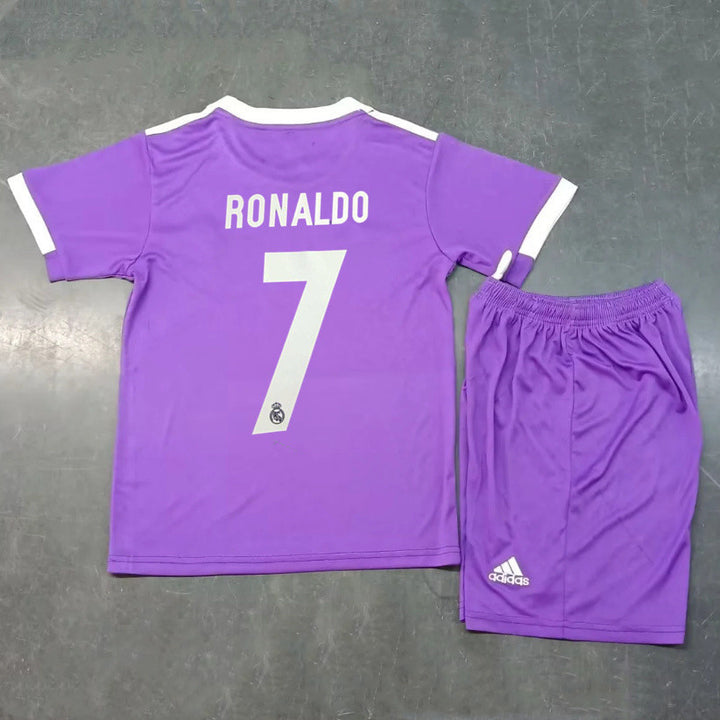 RM Away Classic with Ronaldo 7 16/17 Kids Kit